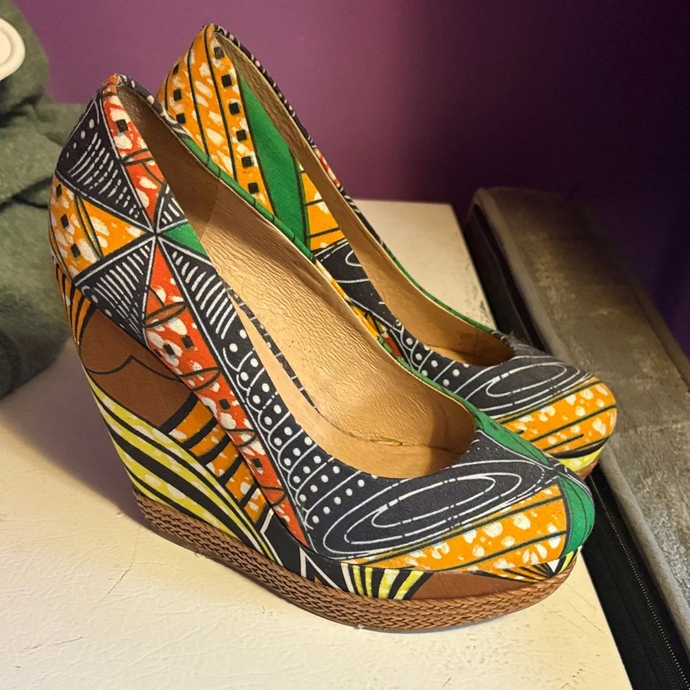Aldo Multicolor Patterned Wedges - Picture 1 of 1